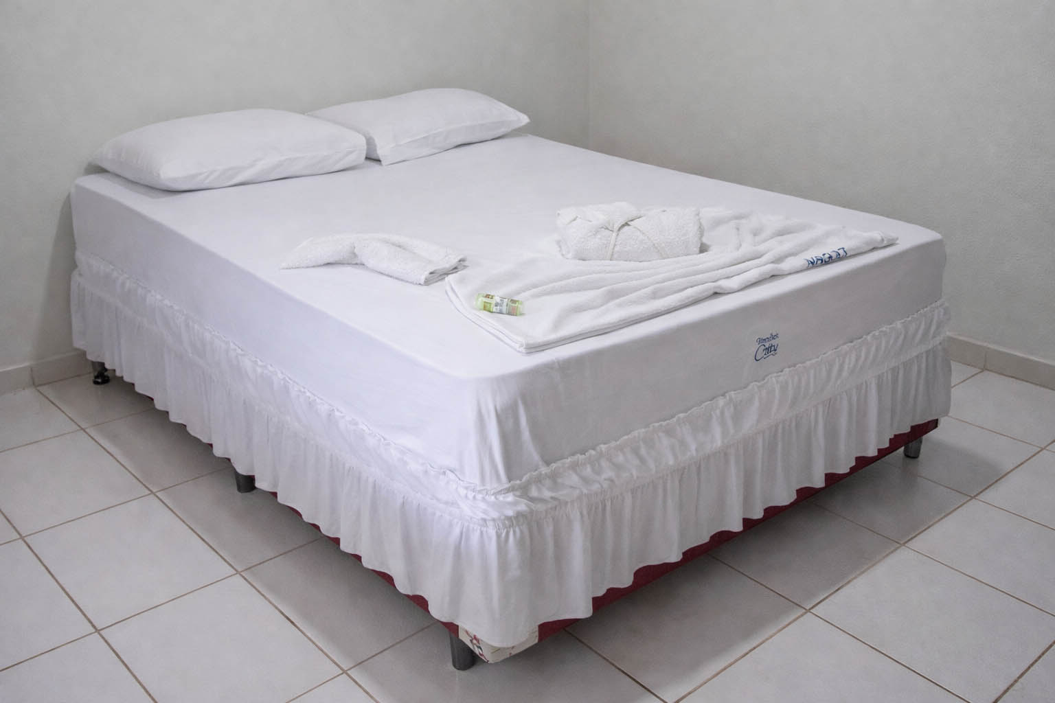 20260129_2235_Image Generation_remix_01kg6c1xcfej2rm8d2ebtb9t34